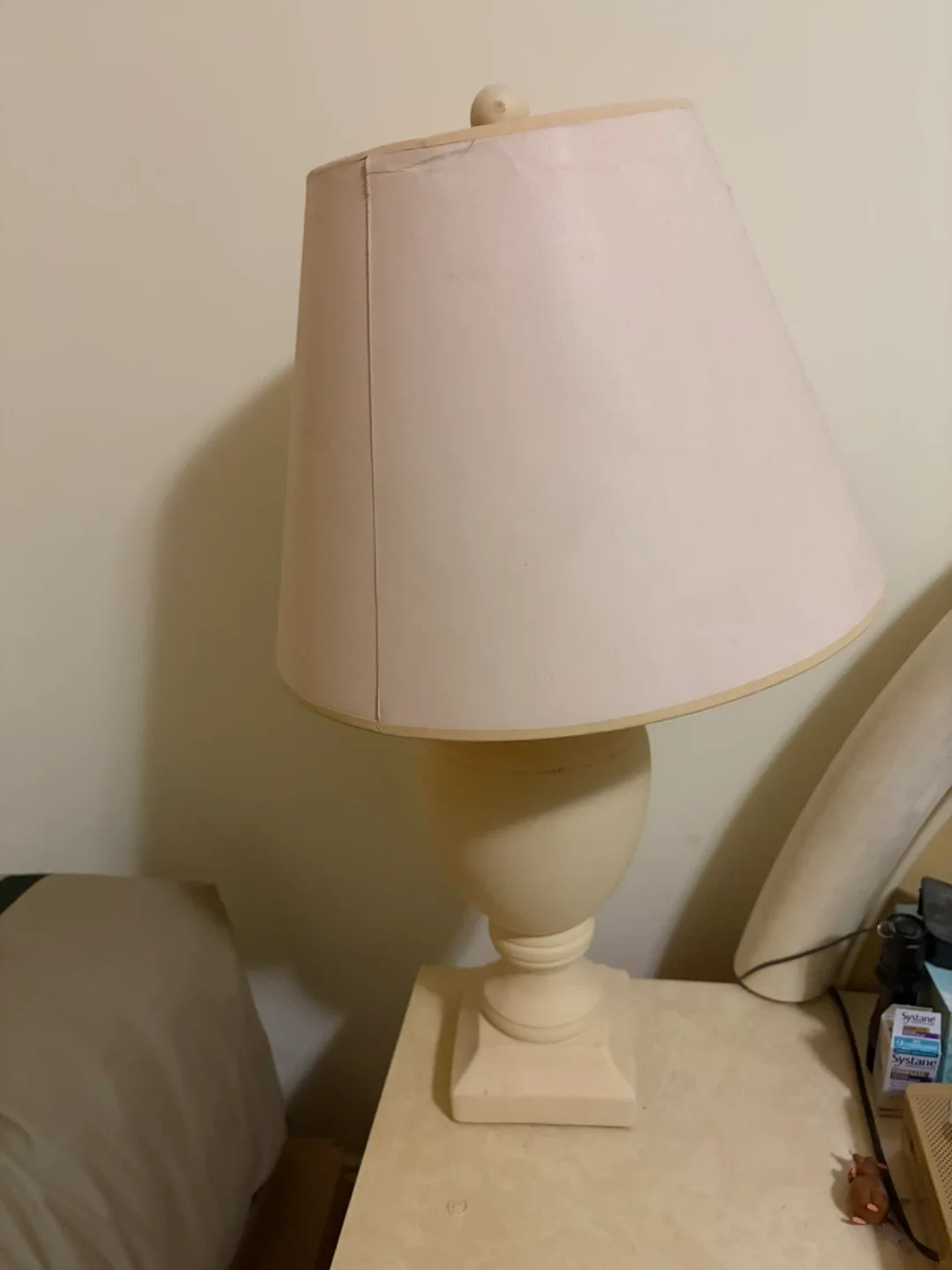 🥕 Table Lamp with Shade
