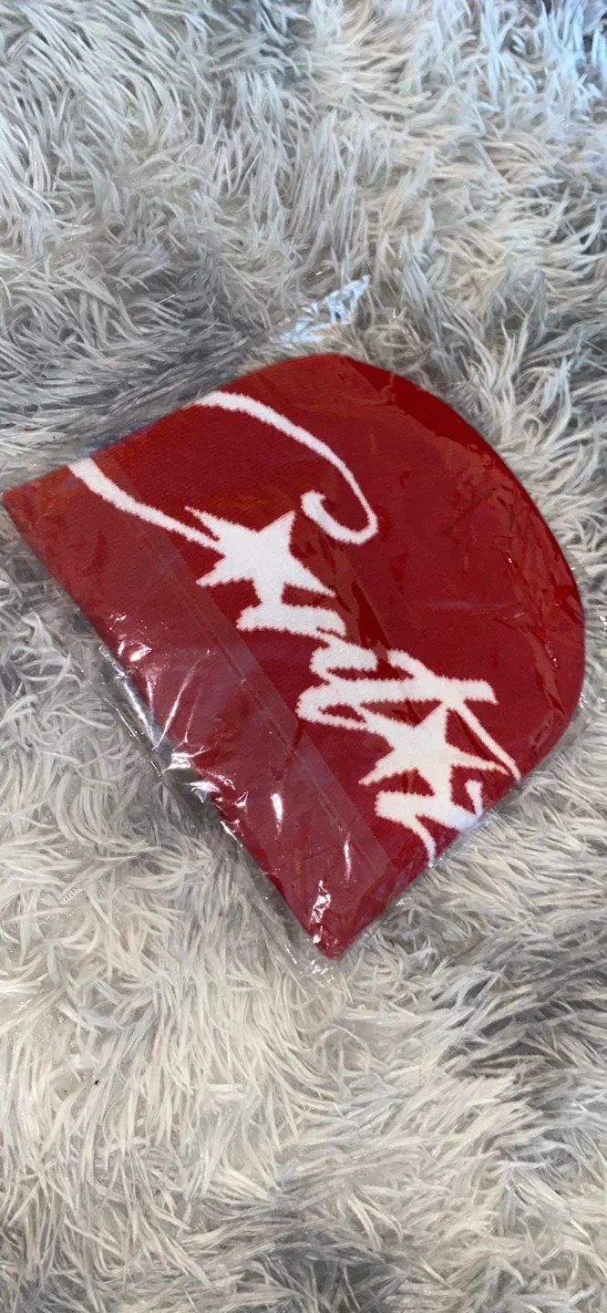 Corteiz beanie new pick up only