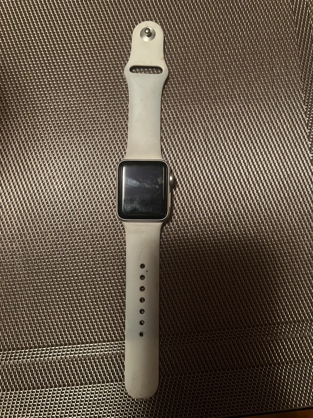Apple Watch Series 3 - Silver image indicator(3)