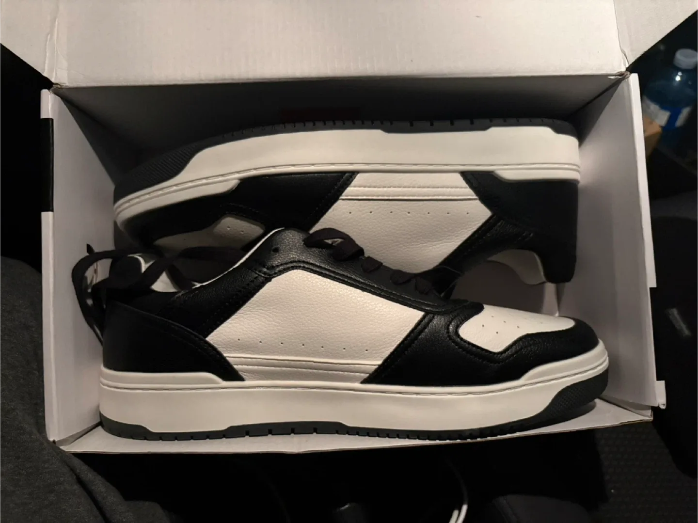 Men’s shoes size 11 brand new with box