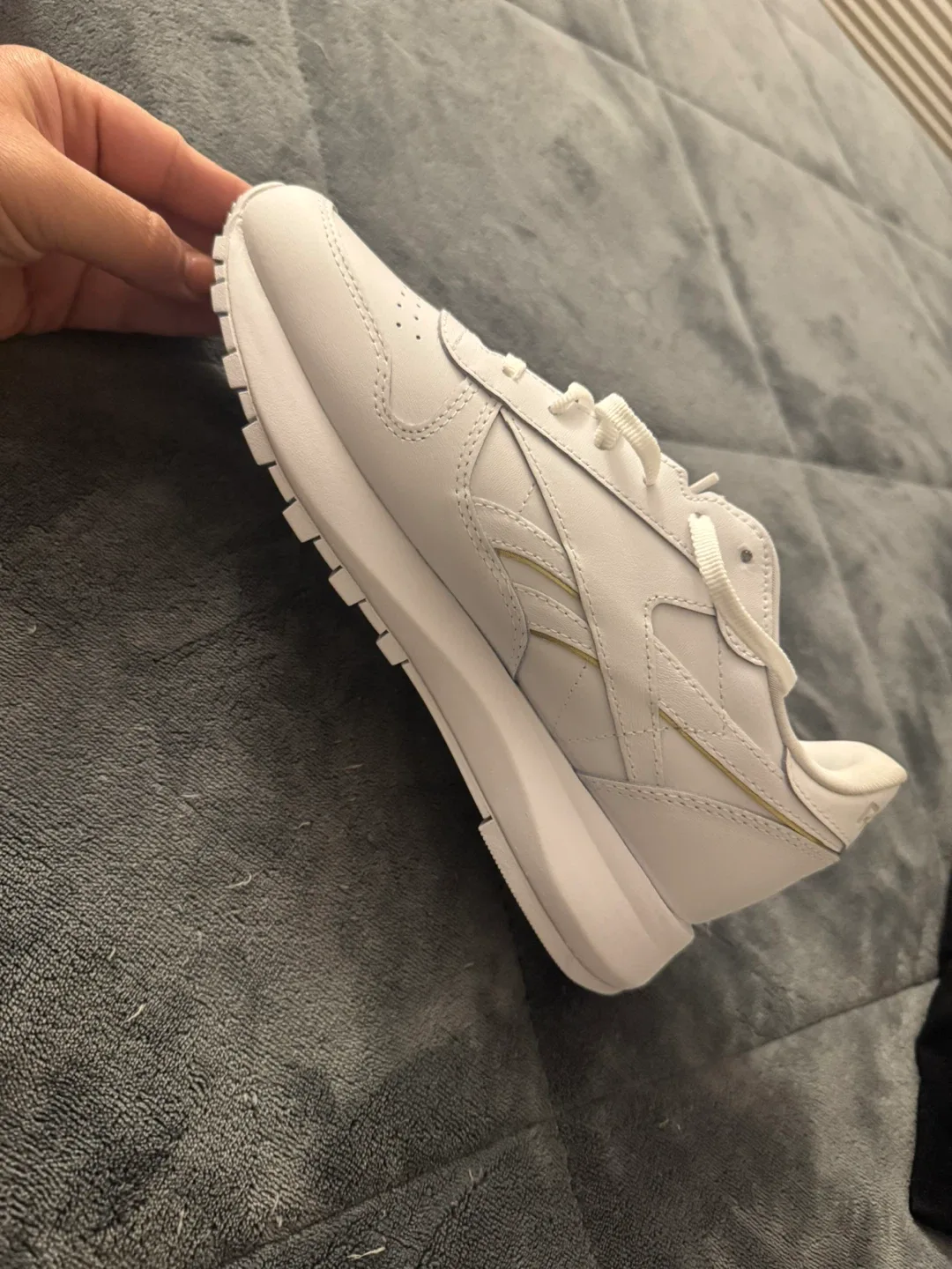 Reebok Classic Leather Shoes - Women's US 8 image indicator(4)