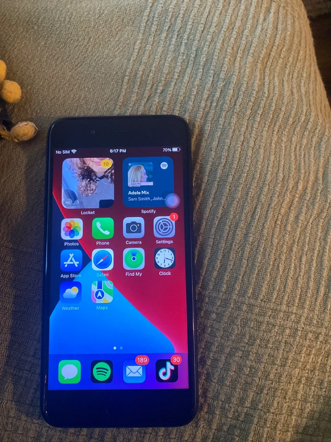 Slightly used iPhone 7 Plus image indicator(2)