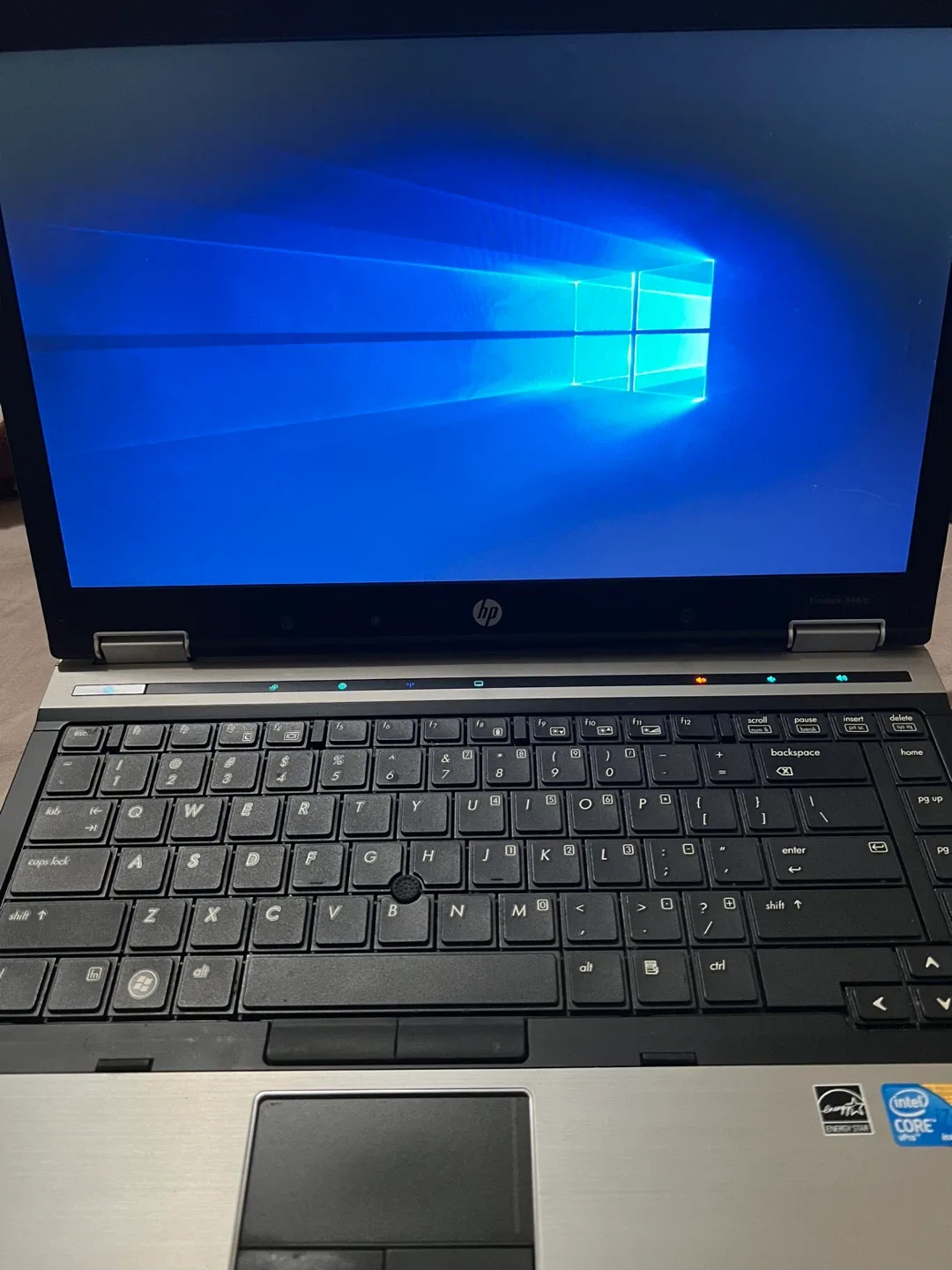 HP Elitebook 8440p image indicator(2)