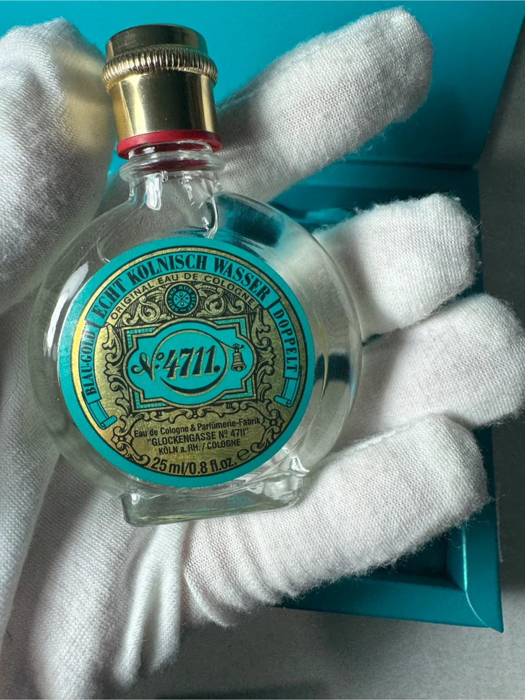 4711 Echt Kölnisch Wasser Set with Eau de Cologne & Crème image indicator(8)