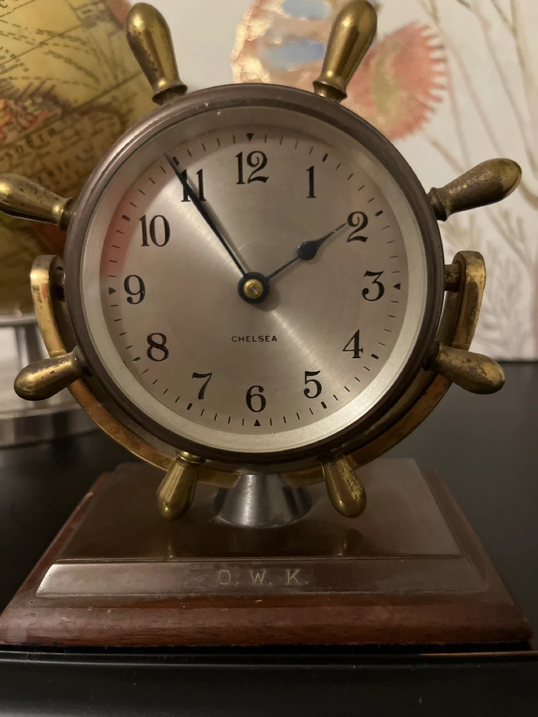 Chelsea Clock Ship's Wheel Desk Clock