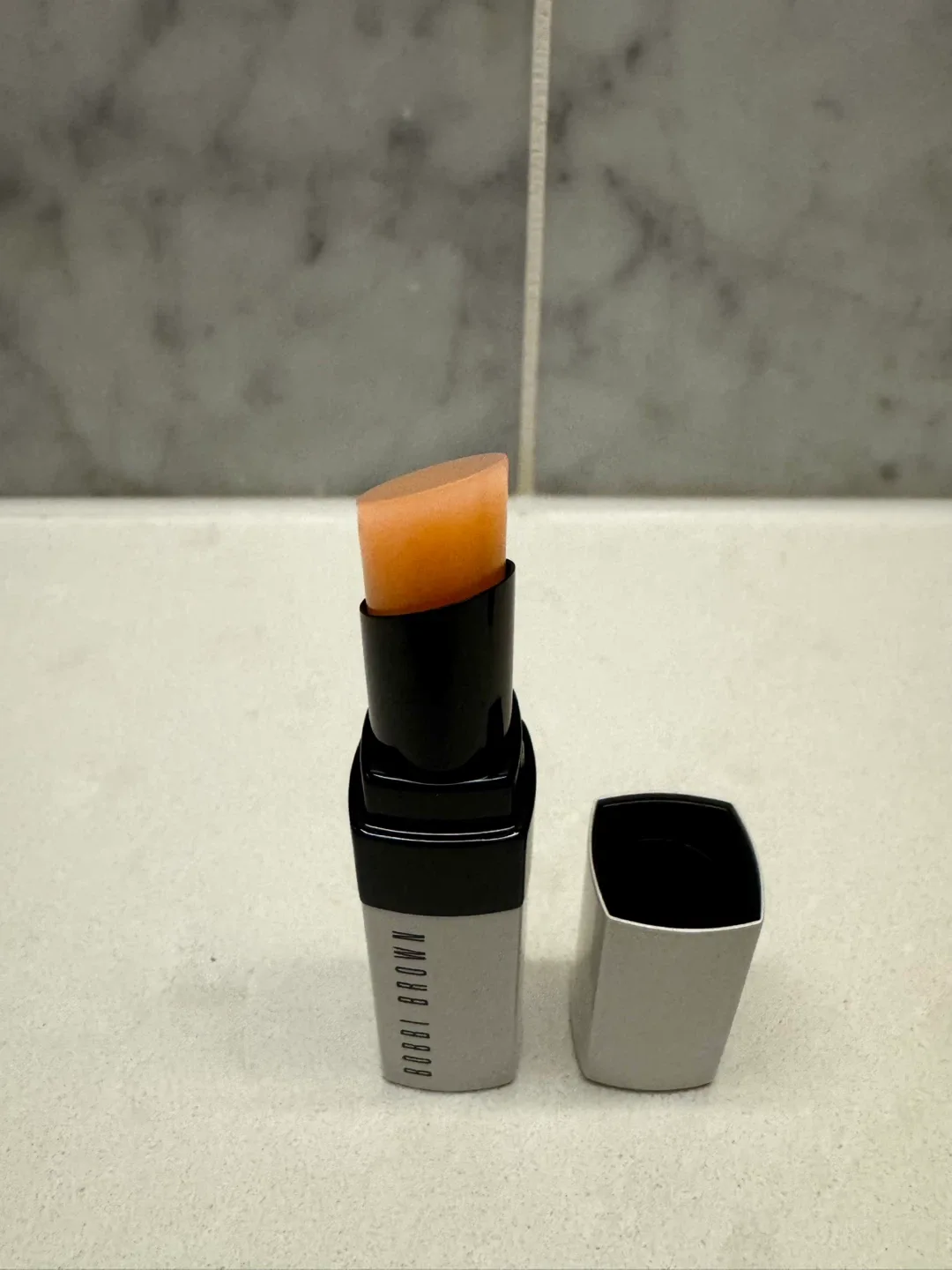 BOBBI BROWN makeup travel set image indicator(3)