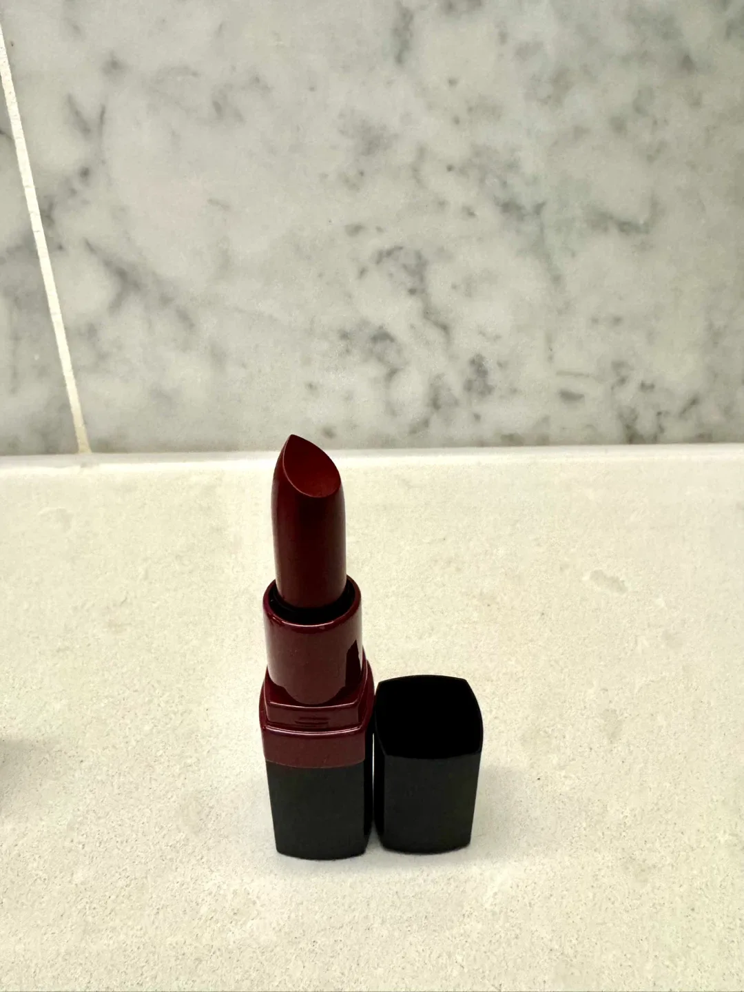 BOBBI BROWN makeup travel set image indicator(4)