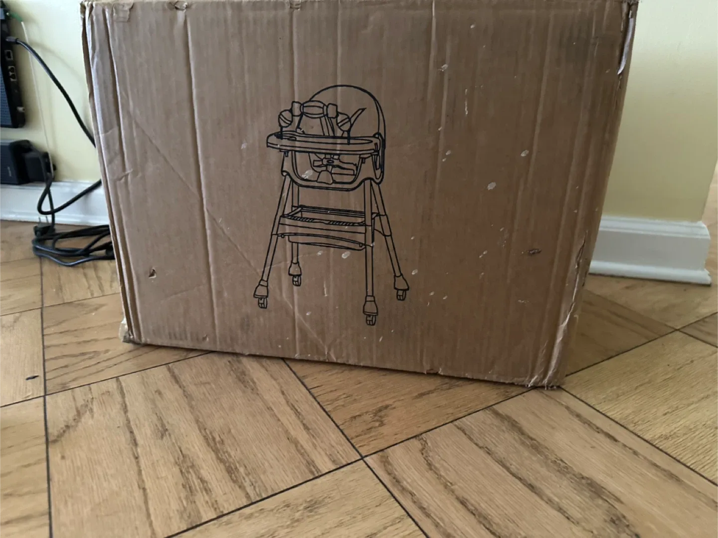 White Baby Crib with Changing Table + high chair + sitting chair image indicator(7)