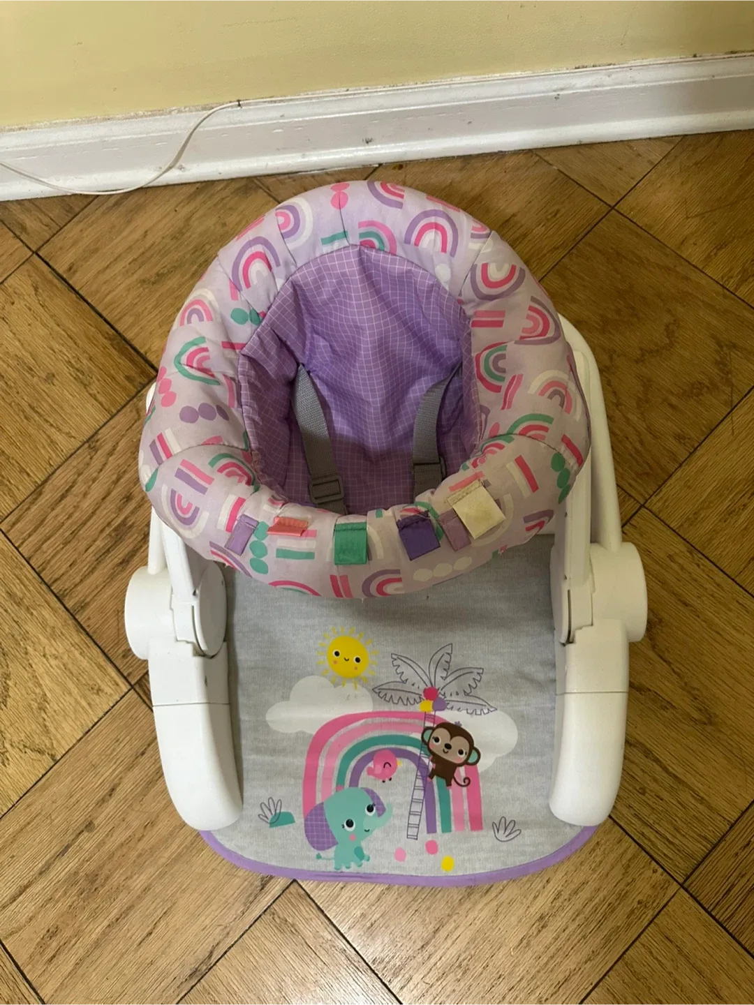 White Baby Crib with Changing Table + high chair + sitting chair image indicator(9)