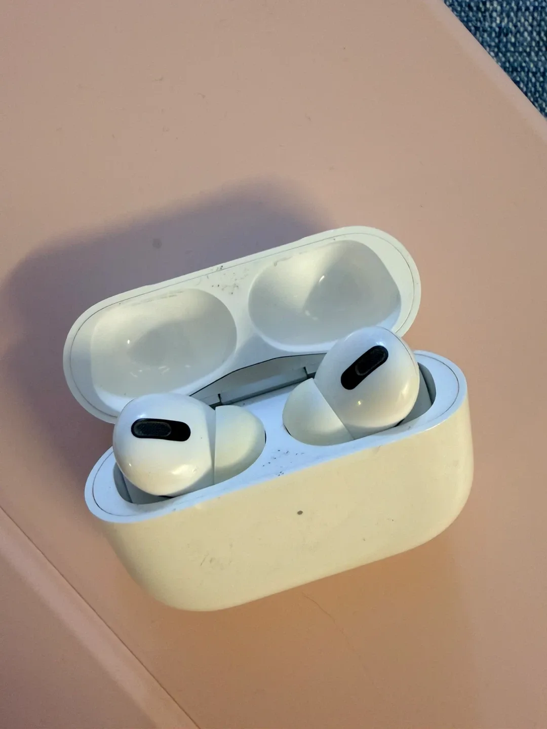 Apple AirPods Pro 2nd Gen