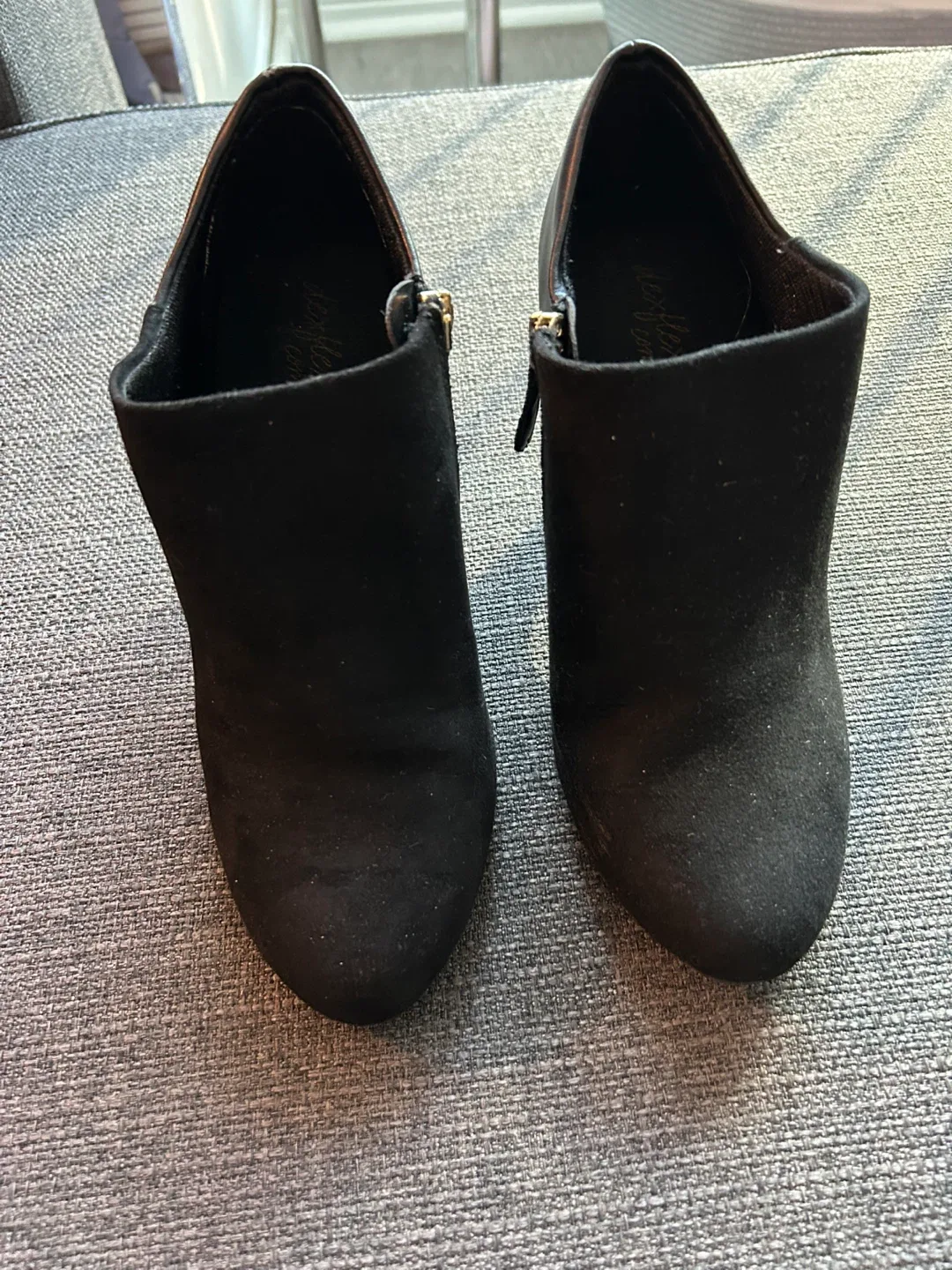 Dexflex Comfort Black Ankle Boots - size 7 thumbnail