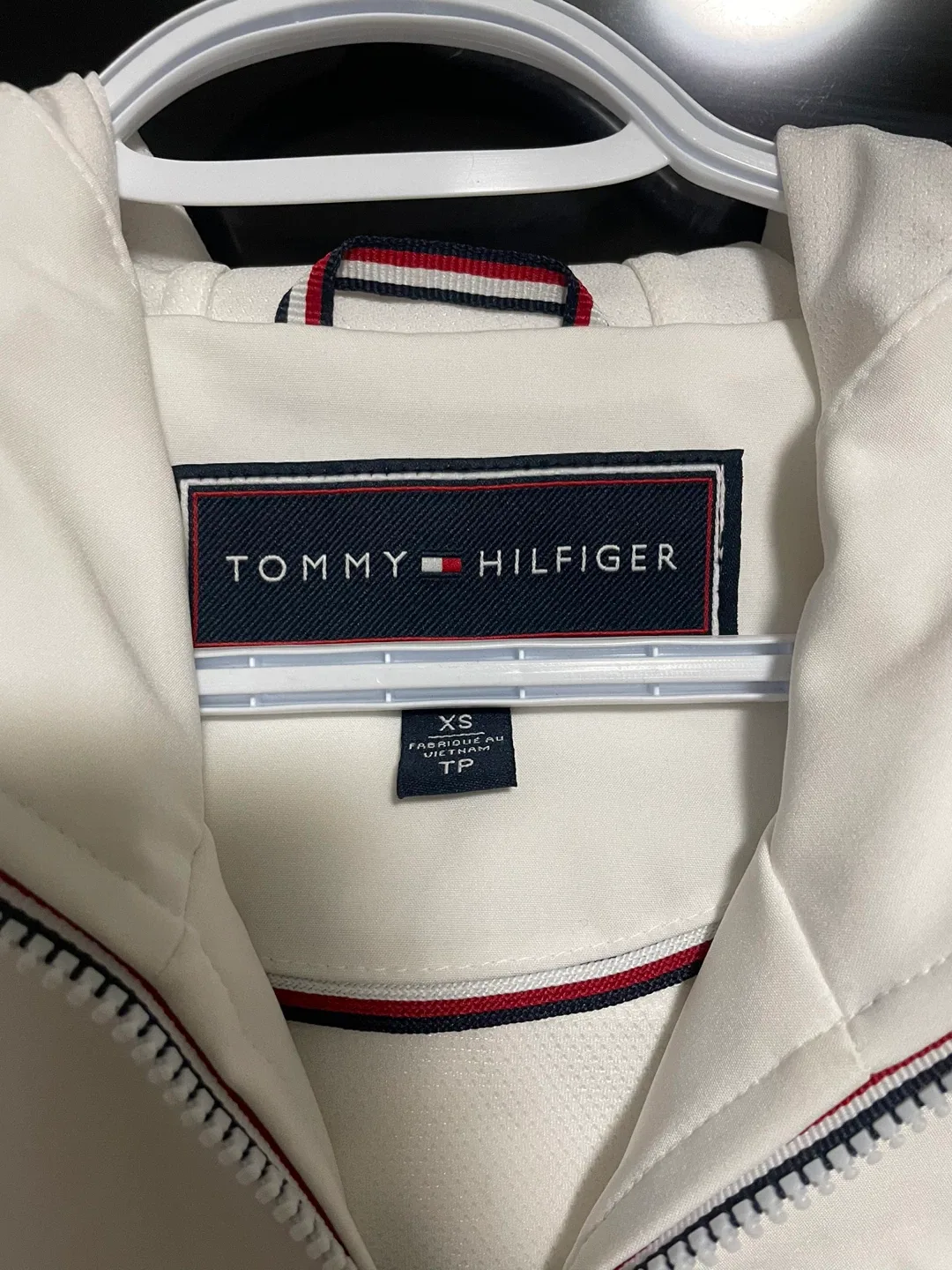 Tommy Hilfiger White Jacket - Size XS image indicator(2)