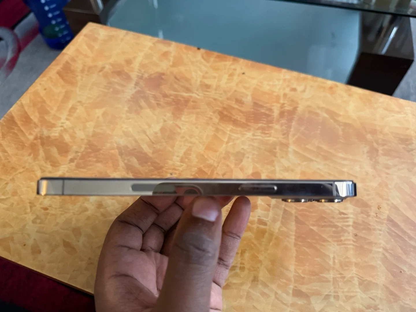 iPhone 12 Pro Max - Gold image indicator(5)