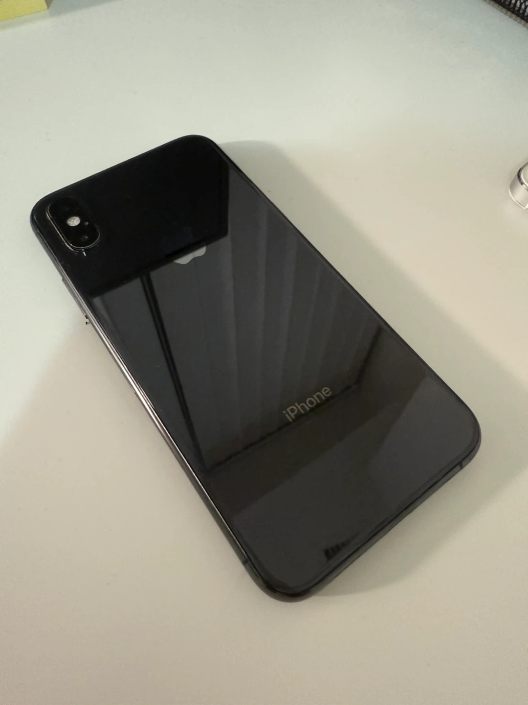 iPhone XS 256GB – Great Condition, Unlocked - photo 3