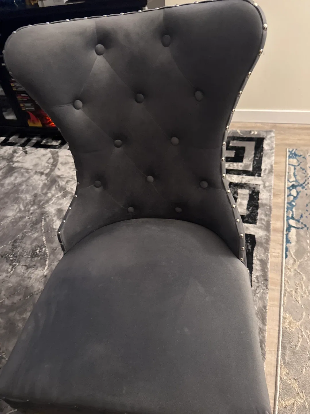 4 pair Grey Velvet Dining Chair with Gold Legs image indicator(4)