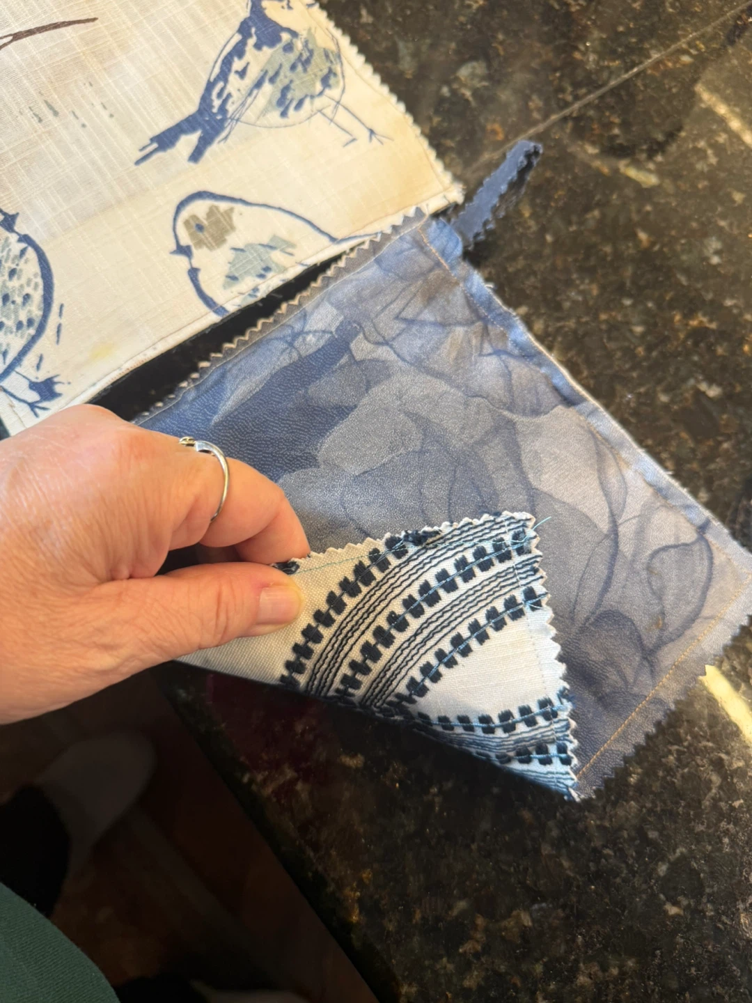 🥕Handmade Blue & White Pot Holders (Set of 2) - photo 2