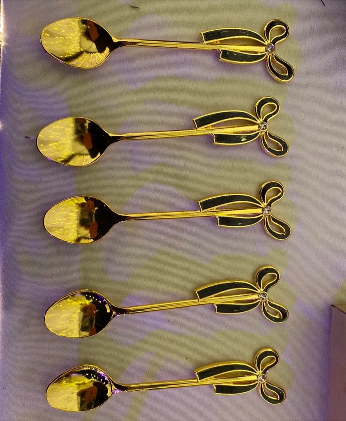 Swan Spoon & Holder Set | Christmas Limited Edition Gift image indicator(5)