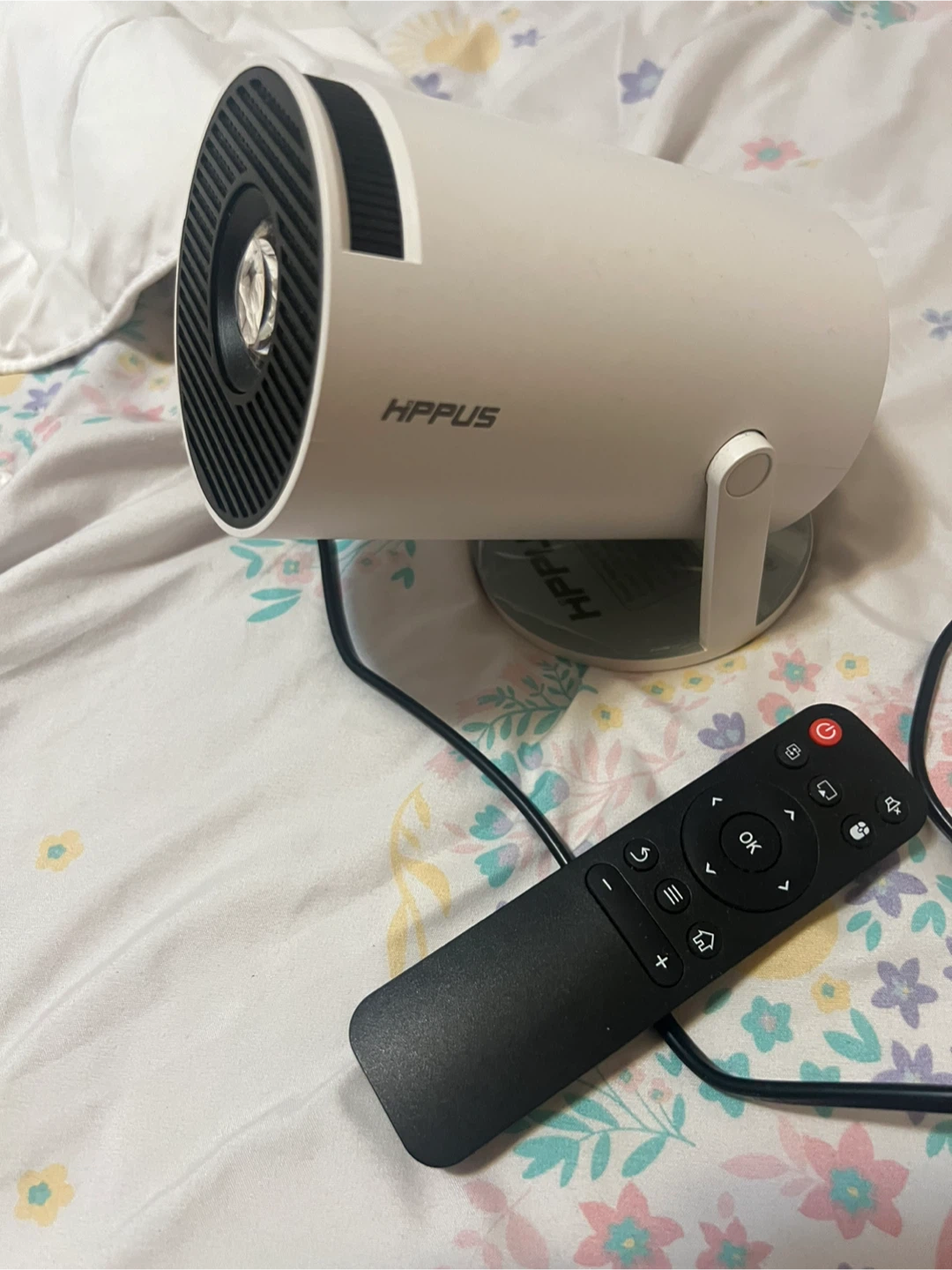 HPPUS Projector with Remote - photo 3