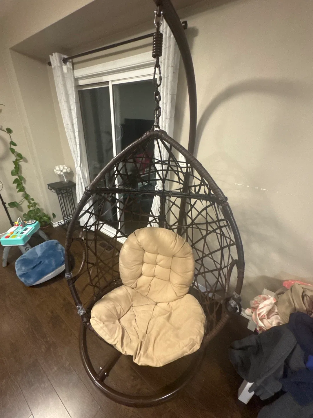 Hanging Egg Chair with Stand image indicator(3)