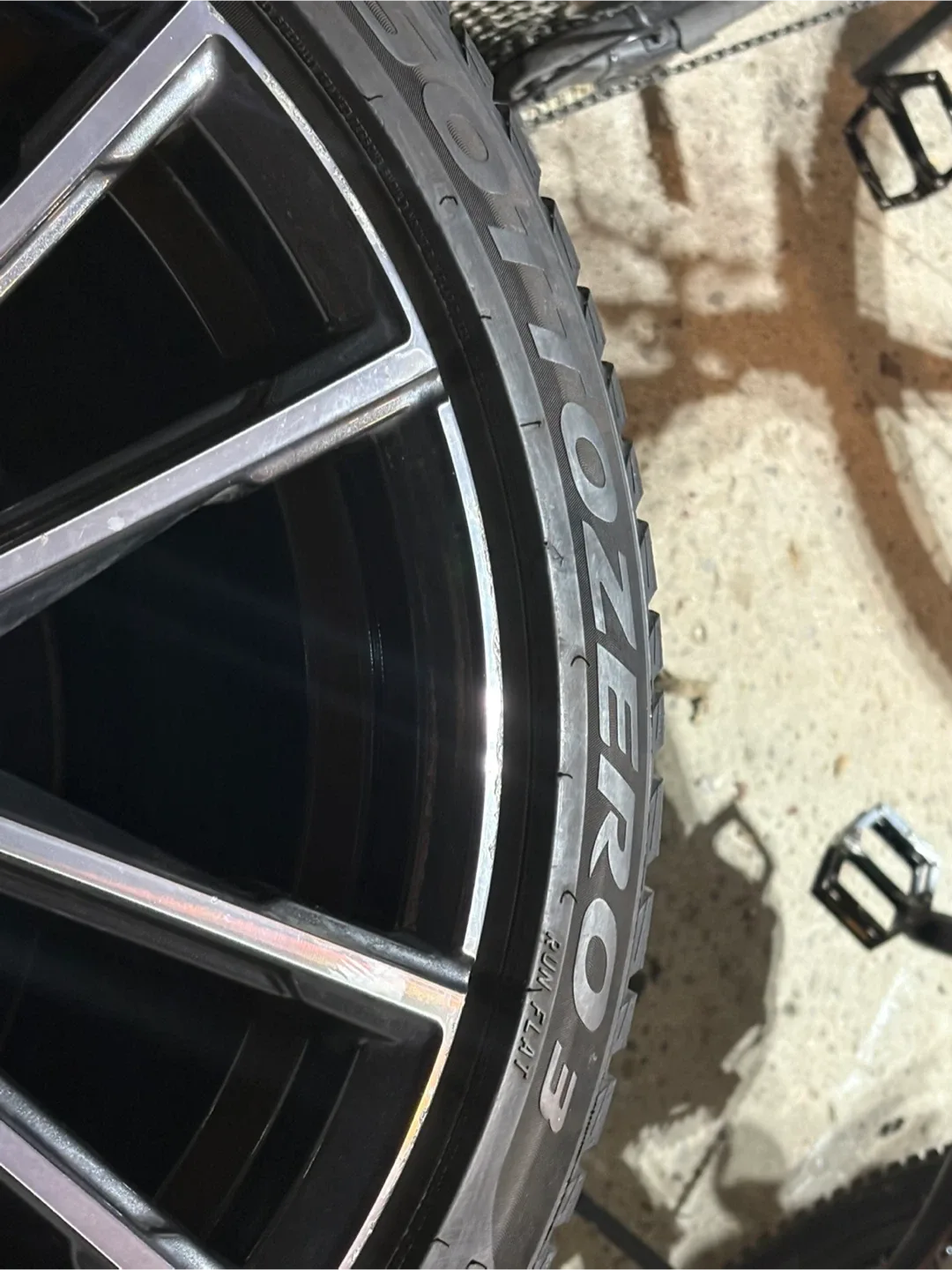 Pirelli Winter Tires 225/45 R18 on BMW Rims image indicator(7)