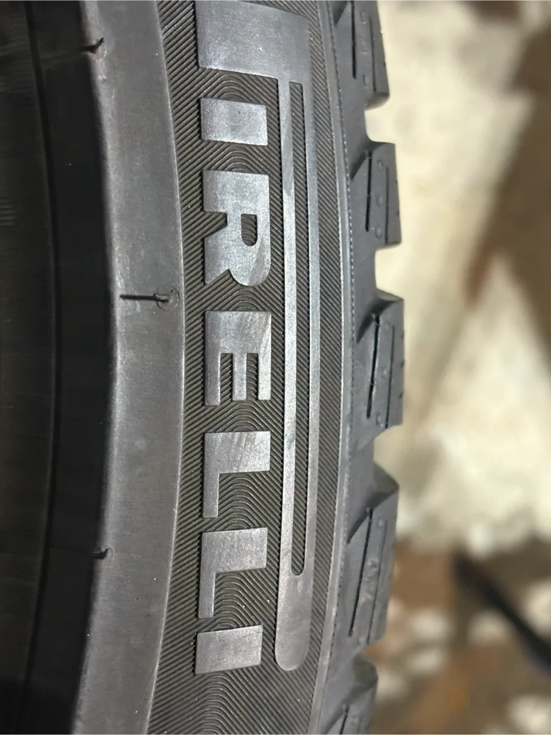 Pirelli Winter Tires 225/45 R18 on BMW Rims image indicator(9)