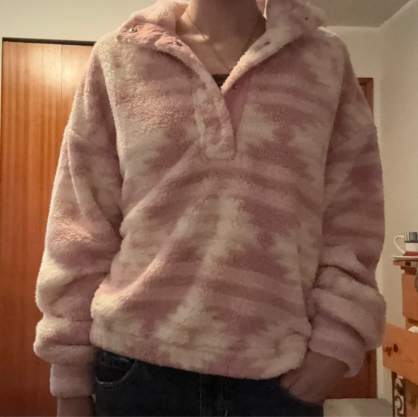 H&M Divided Pink Pullover - Size L image indicator(3)