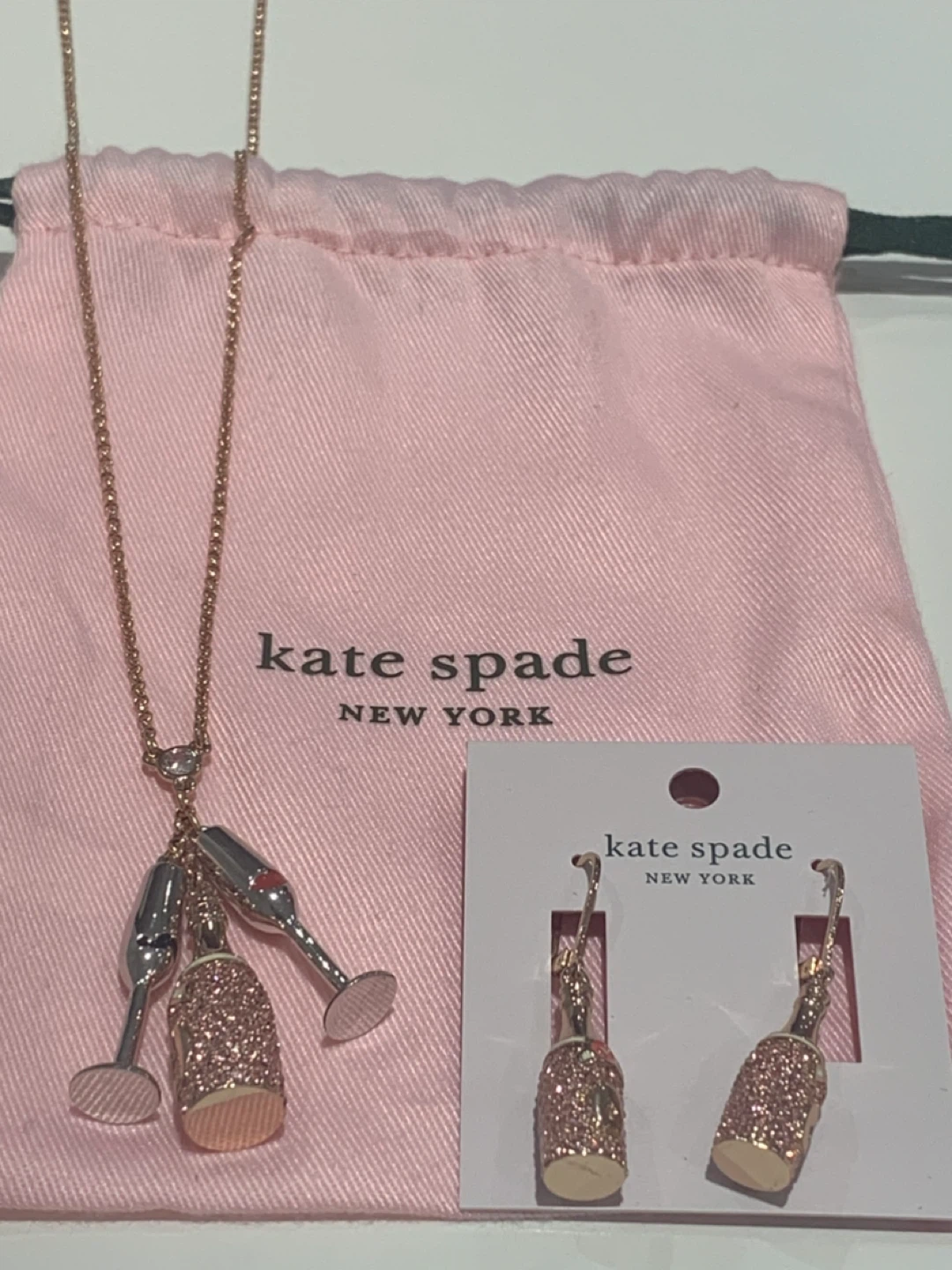 🩷 Kate Spade Champagne Necklace & Earrings Set🩷