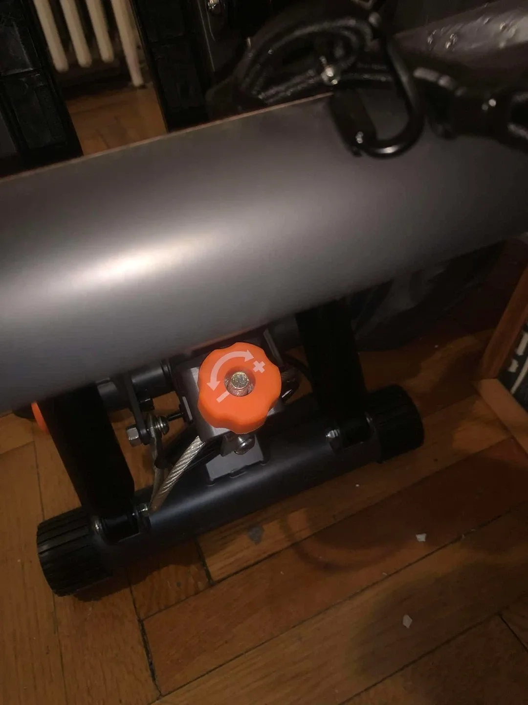 Mini Stepper with Resistance Bands – Full-Body Workout image indicator(3)