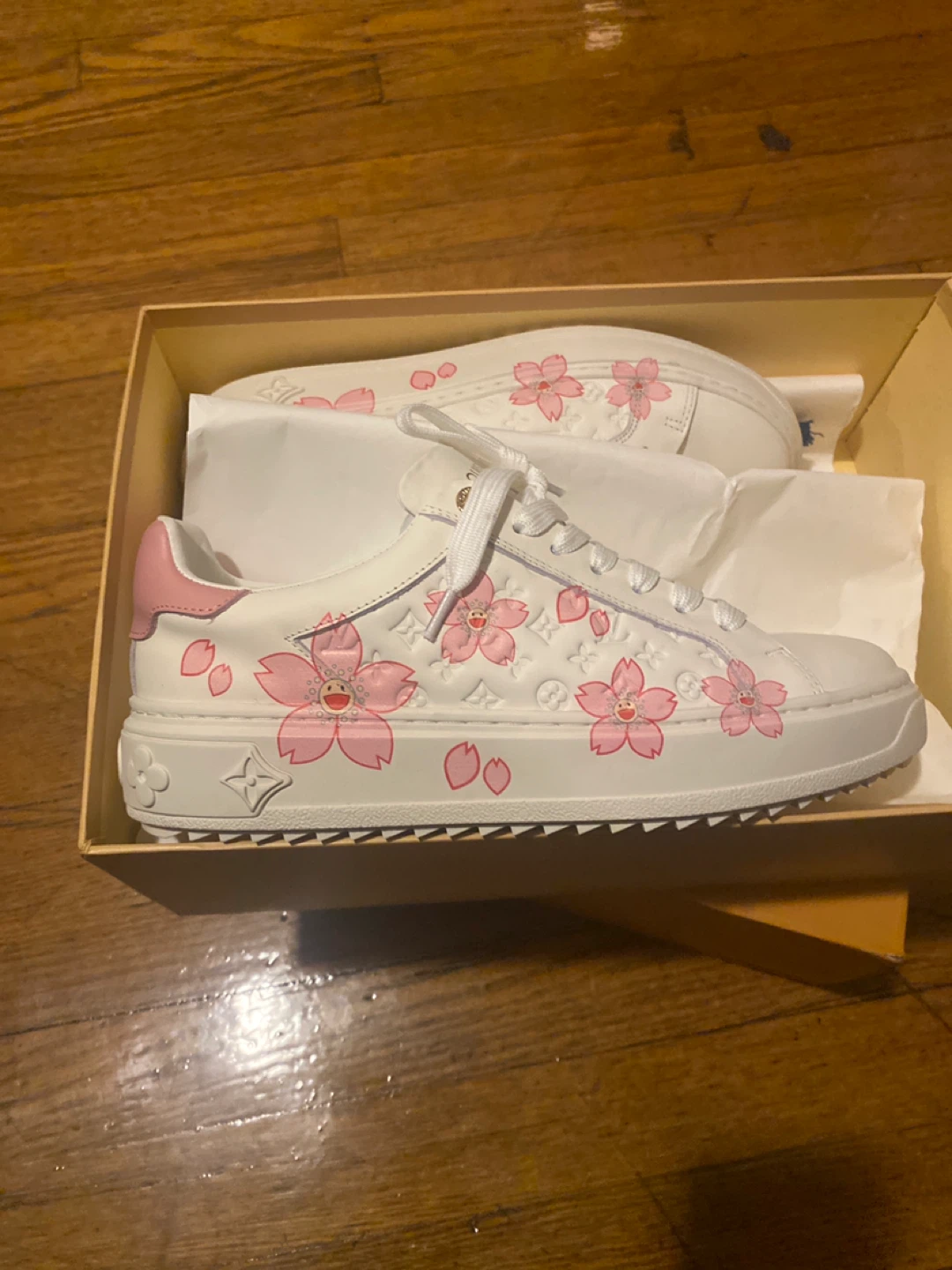 Louis Vuitton LV Trainer White/Pink Sneakers