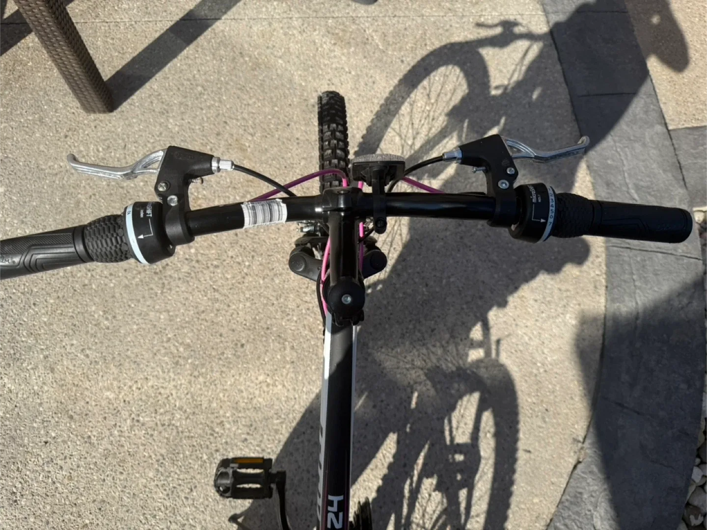 CCM Hardline 24" Mountain Bike - Shimano Equipped image indicator(4)