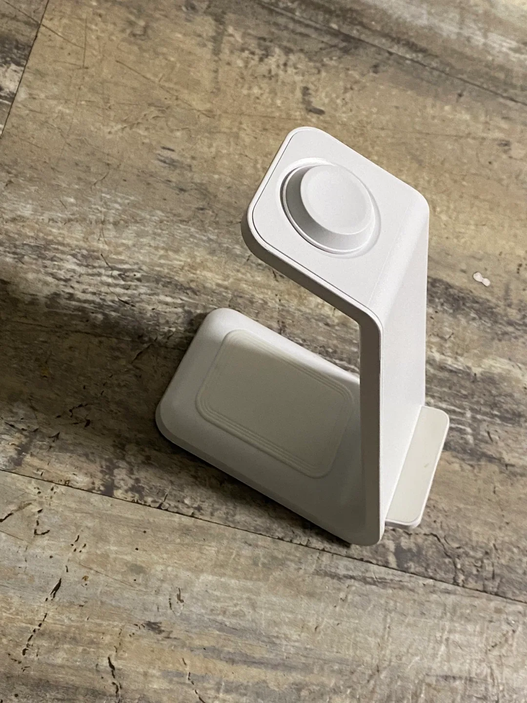 Wireless Charging Station - White image indicator(4)