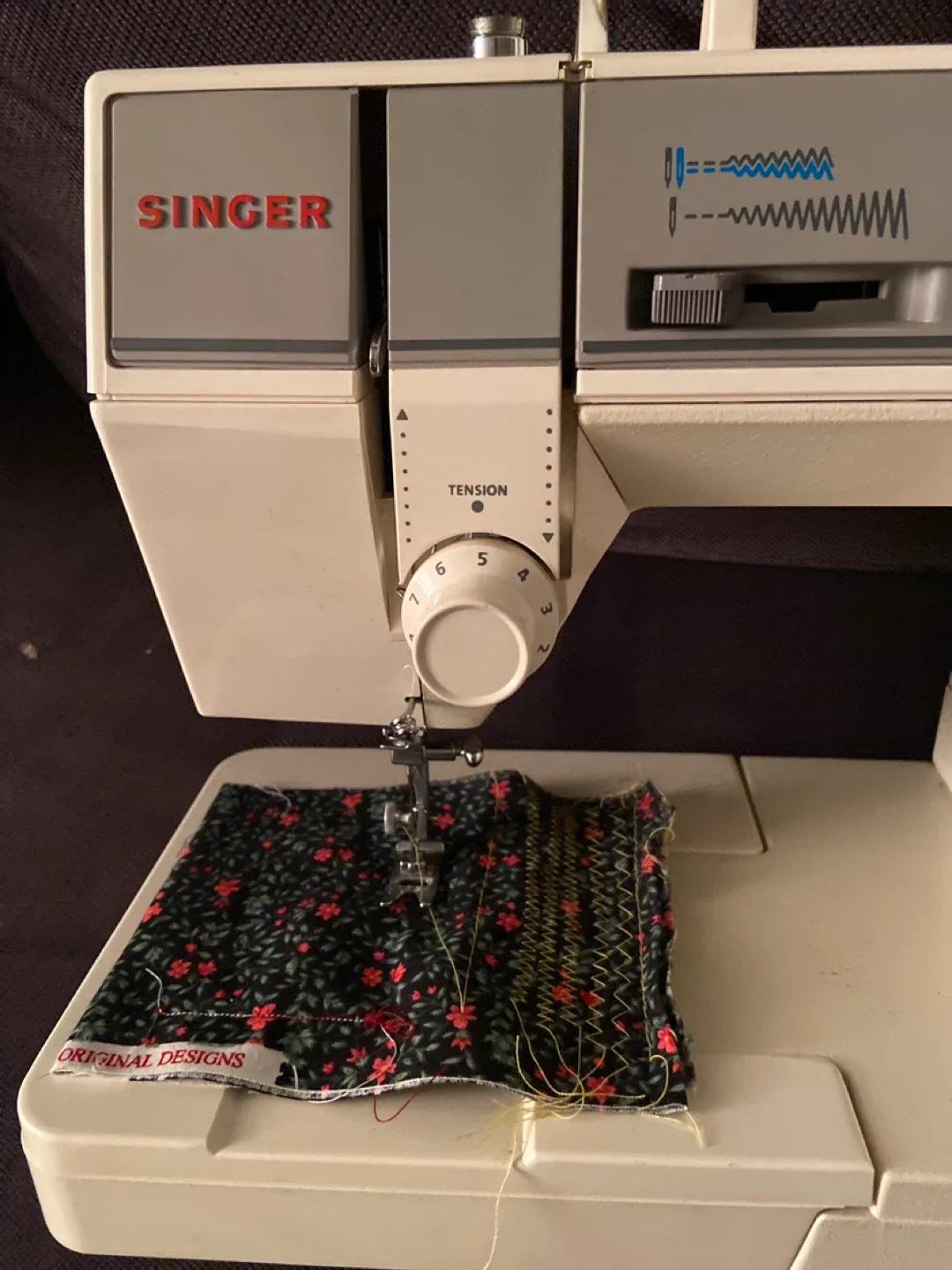 Singer Sewing Machine image indicator(2)
