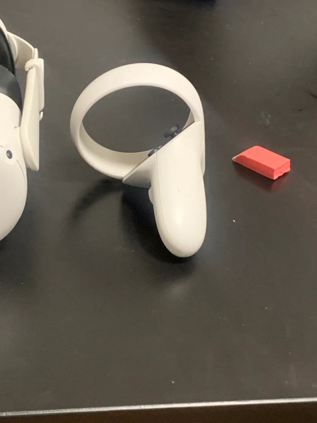 Meta Quest 2 VR Headset image indicator(4)