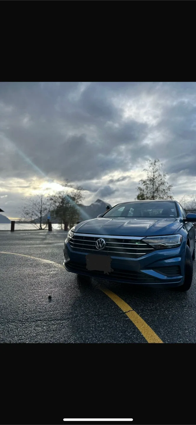 Volkswagen Jetta - Blue Sedan image indicator(6)