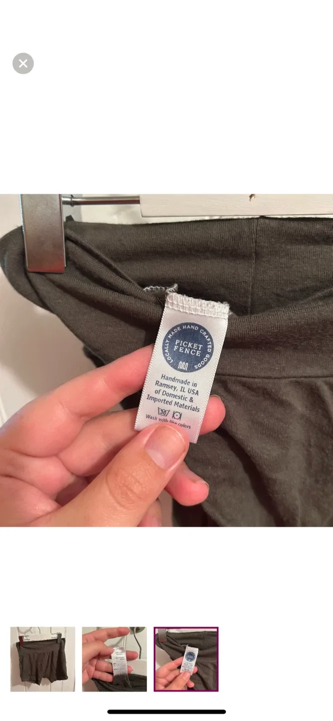 Picket Fence Olive Green Shorts - Size Medium image indicator(3)