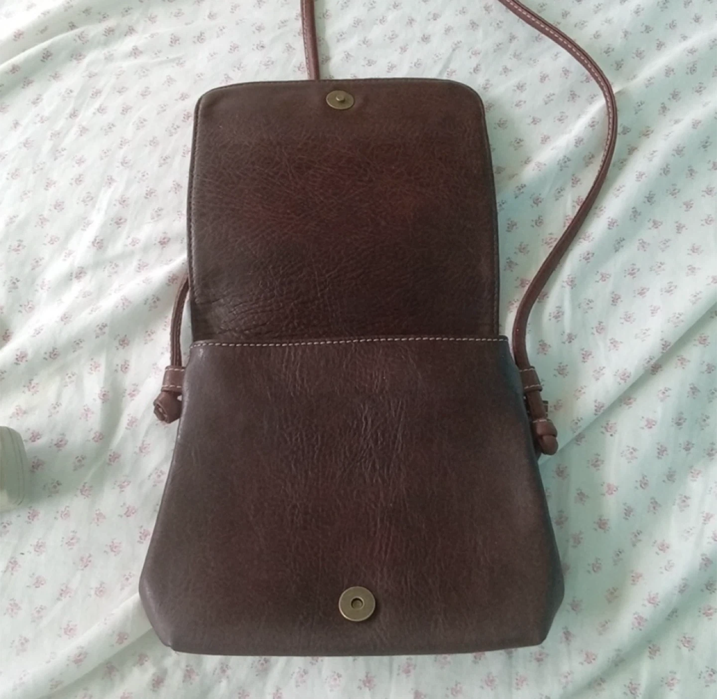 Liz Claiborne Brown Leather Crossbody Bag - photo 2