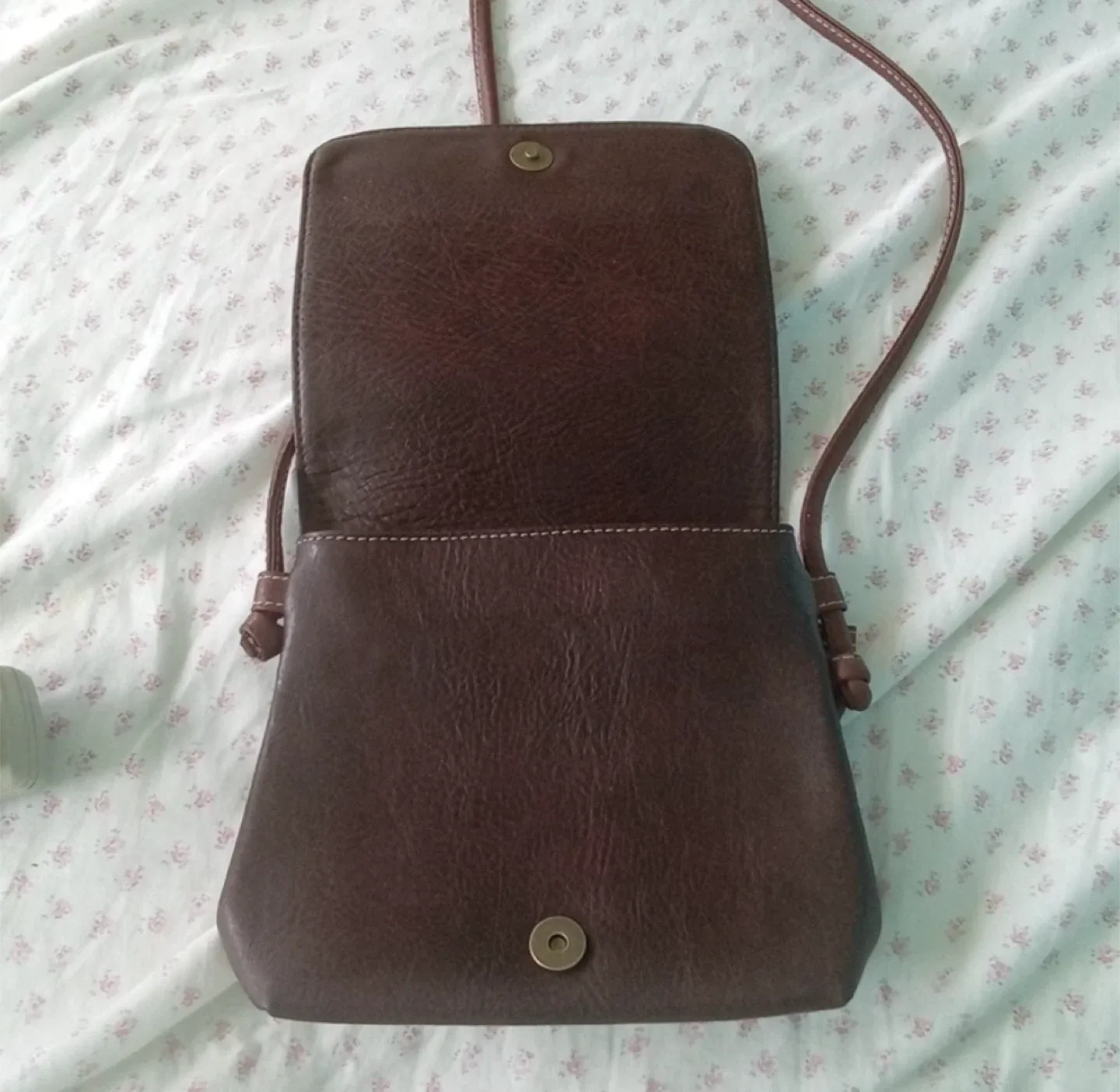 Liz Claiborne Brown Leather Crossbody Bag image indicator(2)