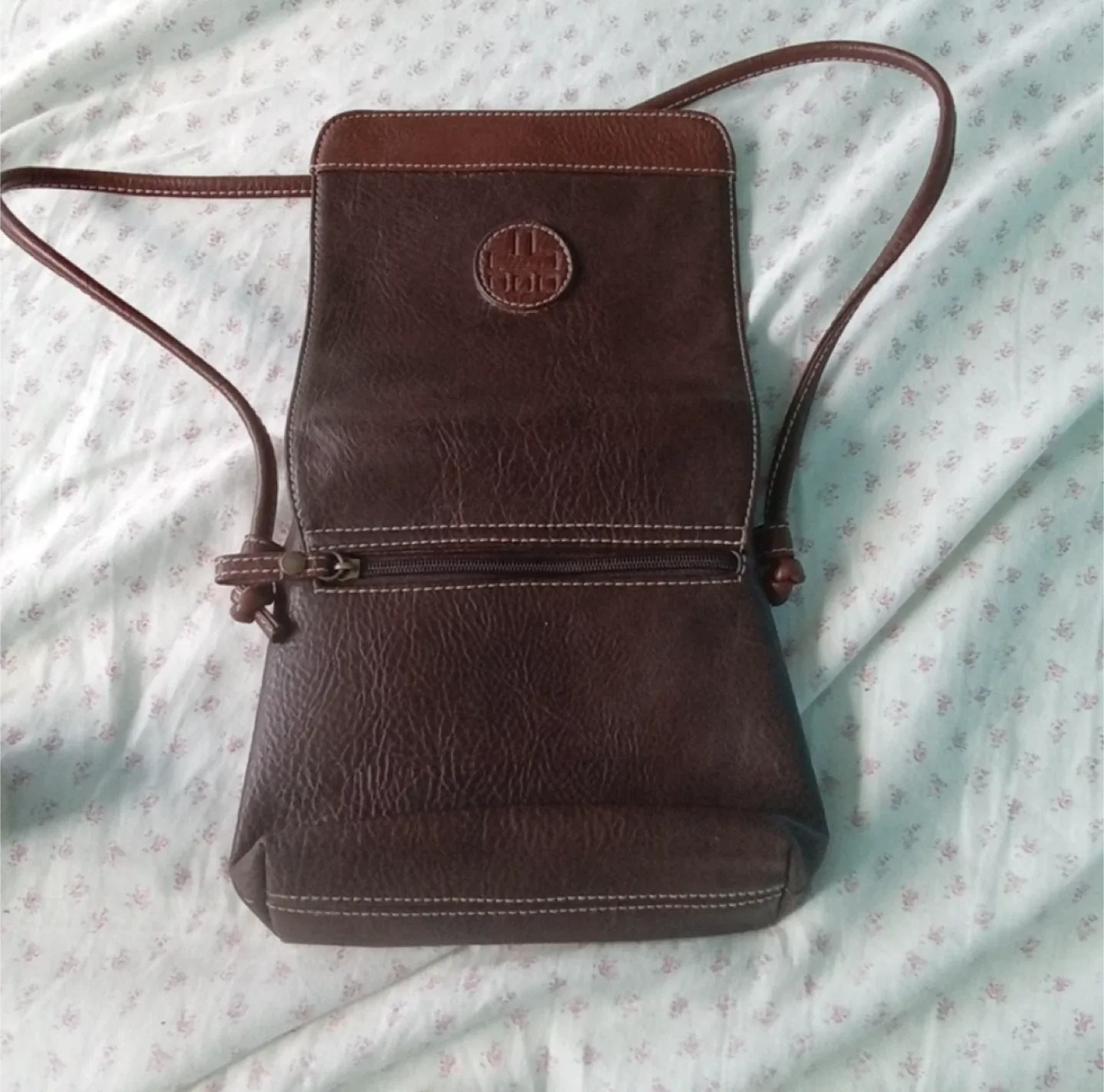 Liz Claiborne Brown Leather Crossbody Bag image indicator(3)