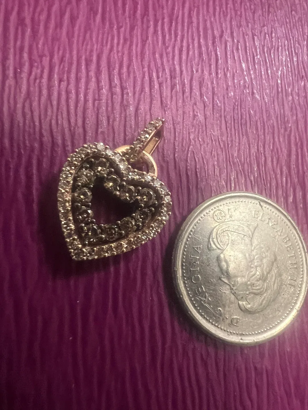 10 k diamond Heart Pendant