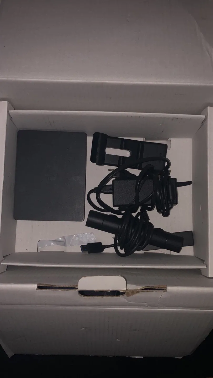 Sony PlayStation  VR Bundle image indicator(2)