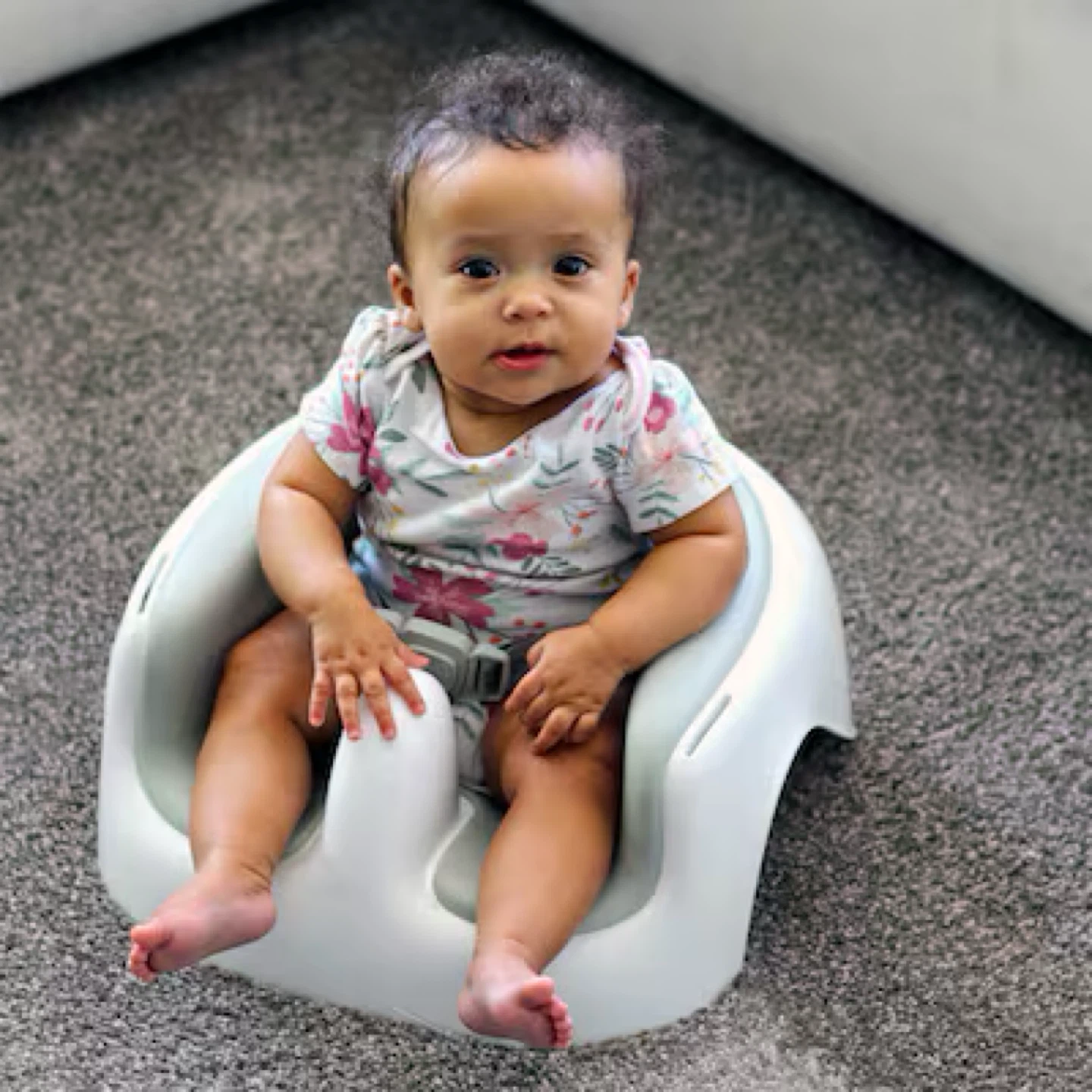 Bumbo Floor Seat LITE with Cushioned Seat & Safety Strap - photo 2