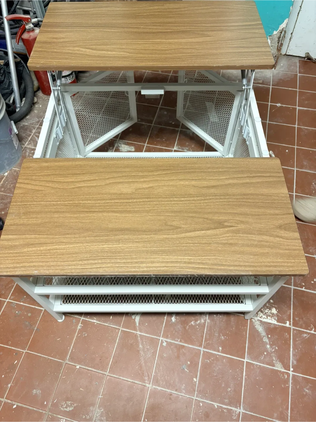 Lift Top Coffee Table image indicator(4)