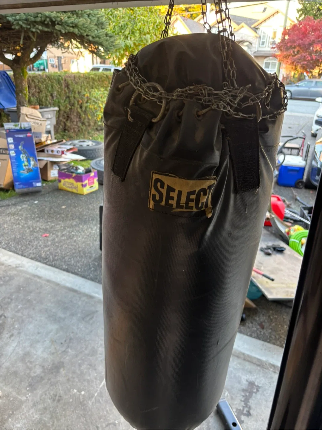 Select Heavy Punching Bag with Stand + Chains image indicator(4)