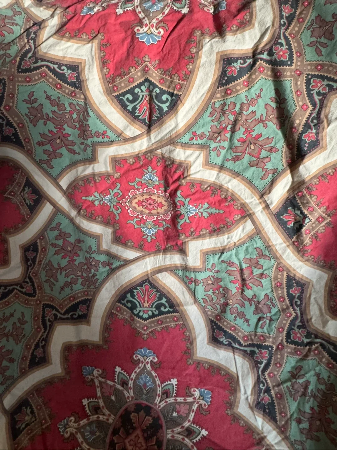 Pottery Barn Queen Duvet & Two Shams image indicator(2)