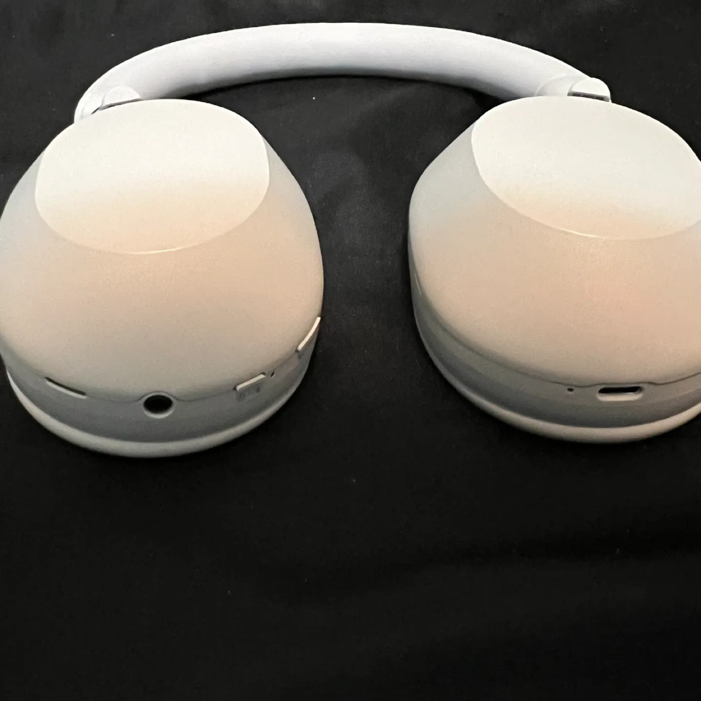 Sony WH-1000XM5 Wireless Headphones + Free stand image indicator(3)