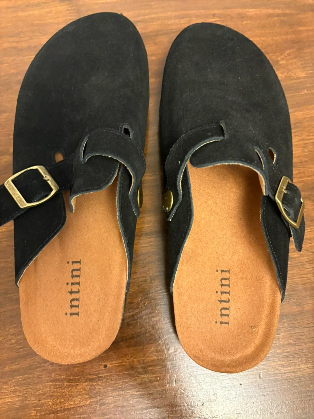 Brand new Intini unisex Suede Clogs image indicator(4)