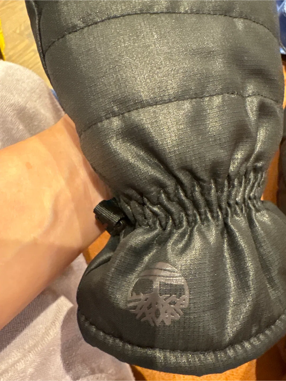 Timberland Black Gloves - Size S/M image indicator(3)