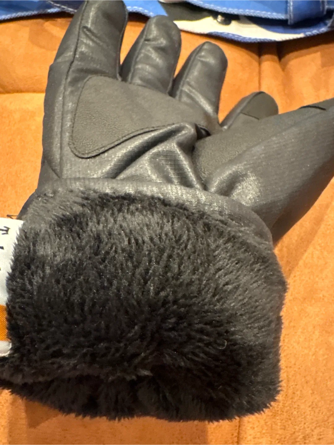 Timberland Black Gloves - Size S/M image indicator(6)