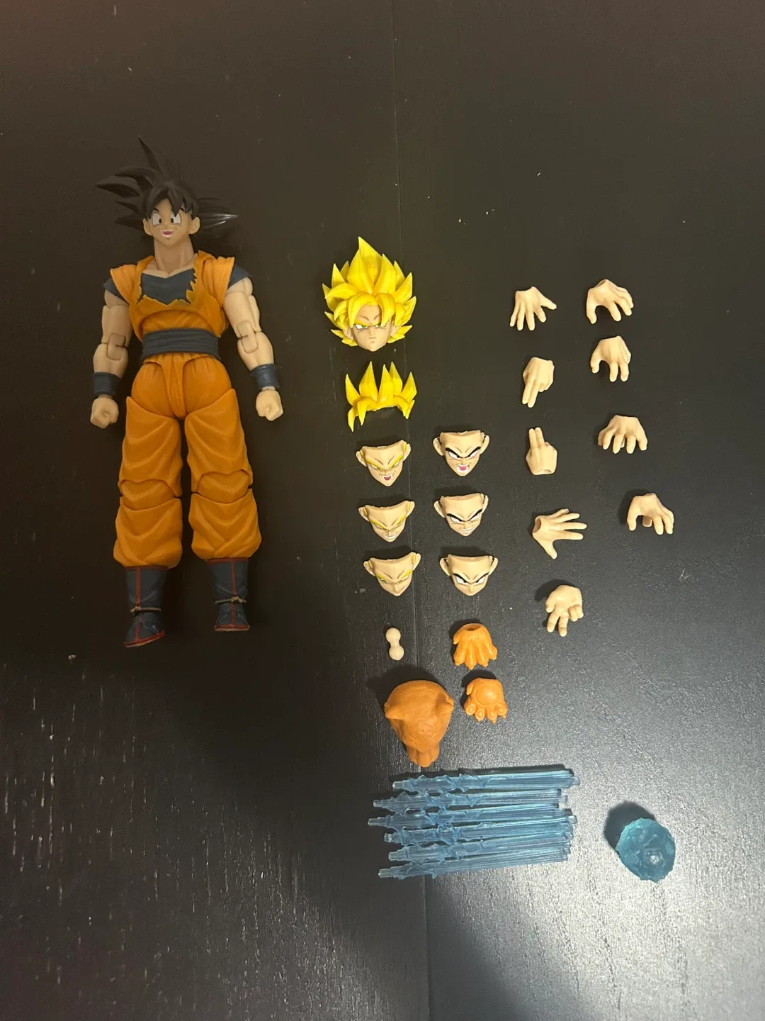Shfiguarts / beast deities super saiyan Goku Figure image indicator(4)