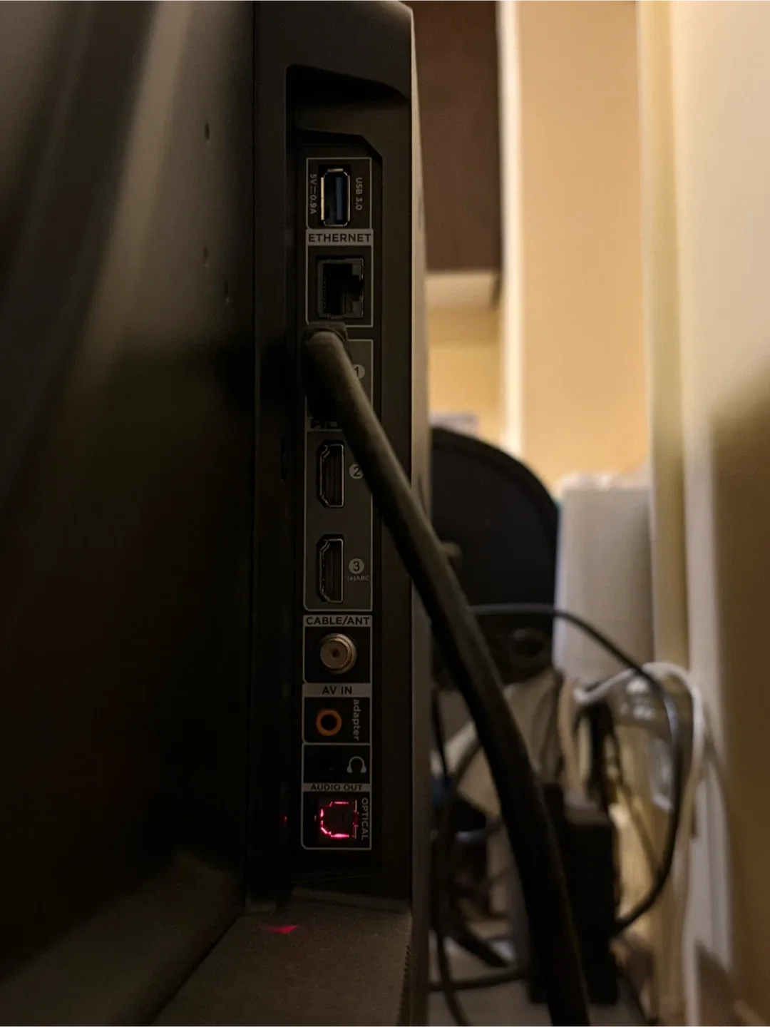 TCL 43" Smart TV image indicator(3)